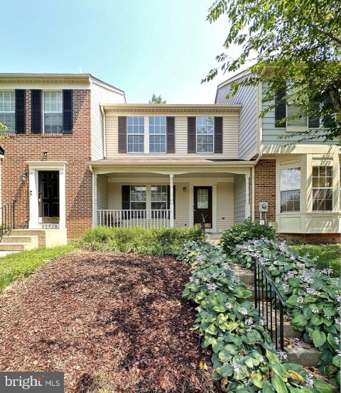 Townhouse For Sale - 20527 Lowfield Drive<br/> GERMANTOWN, MD 20874