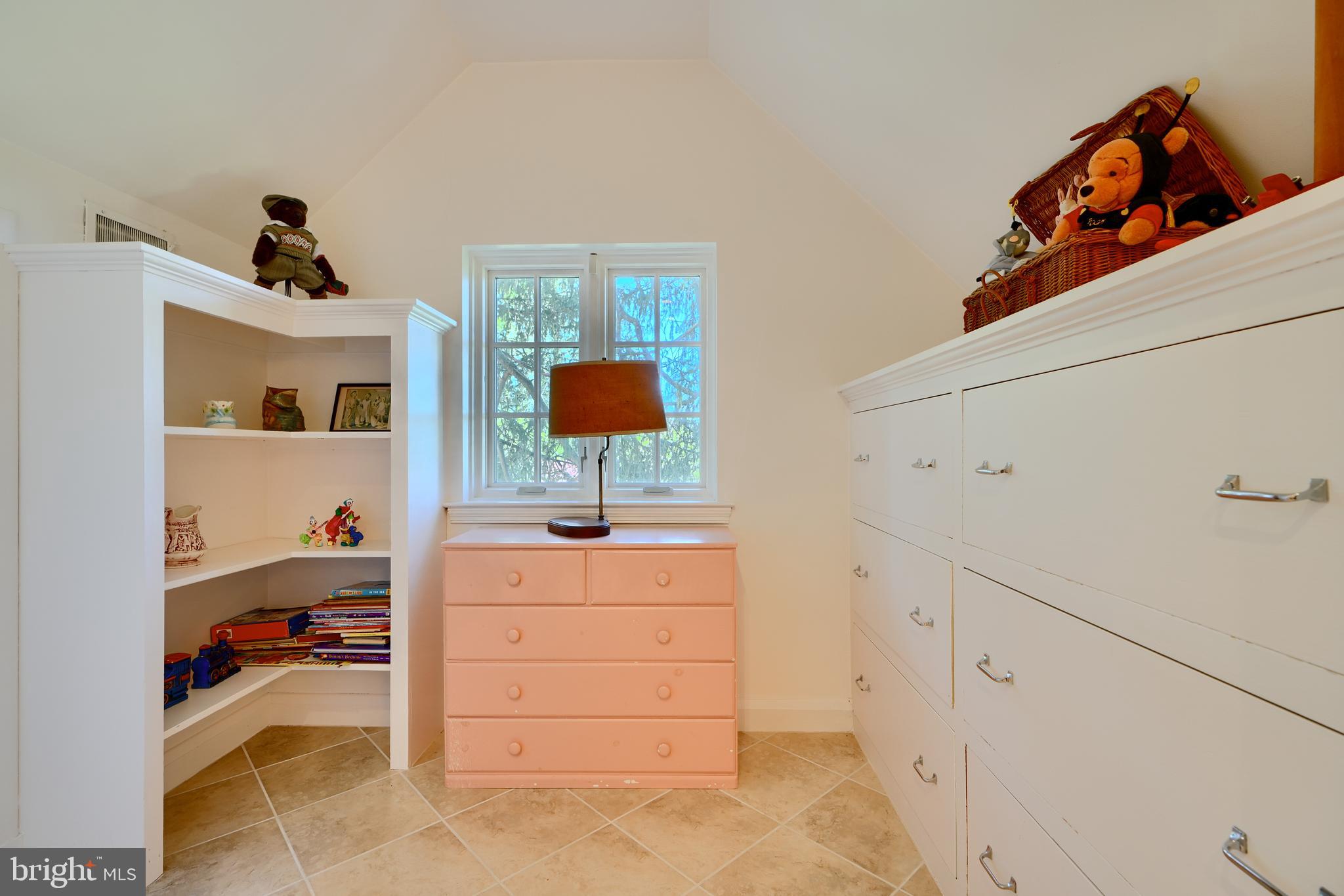 HAMPTON - Residential