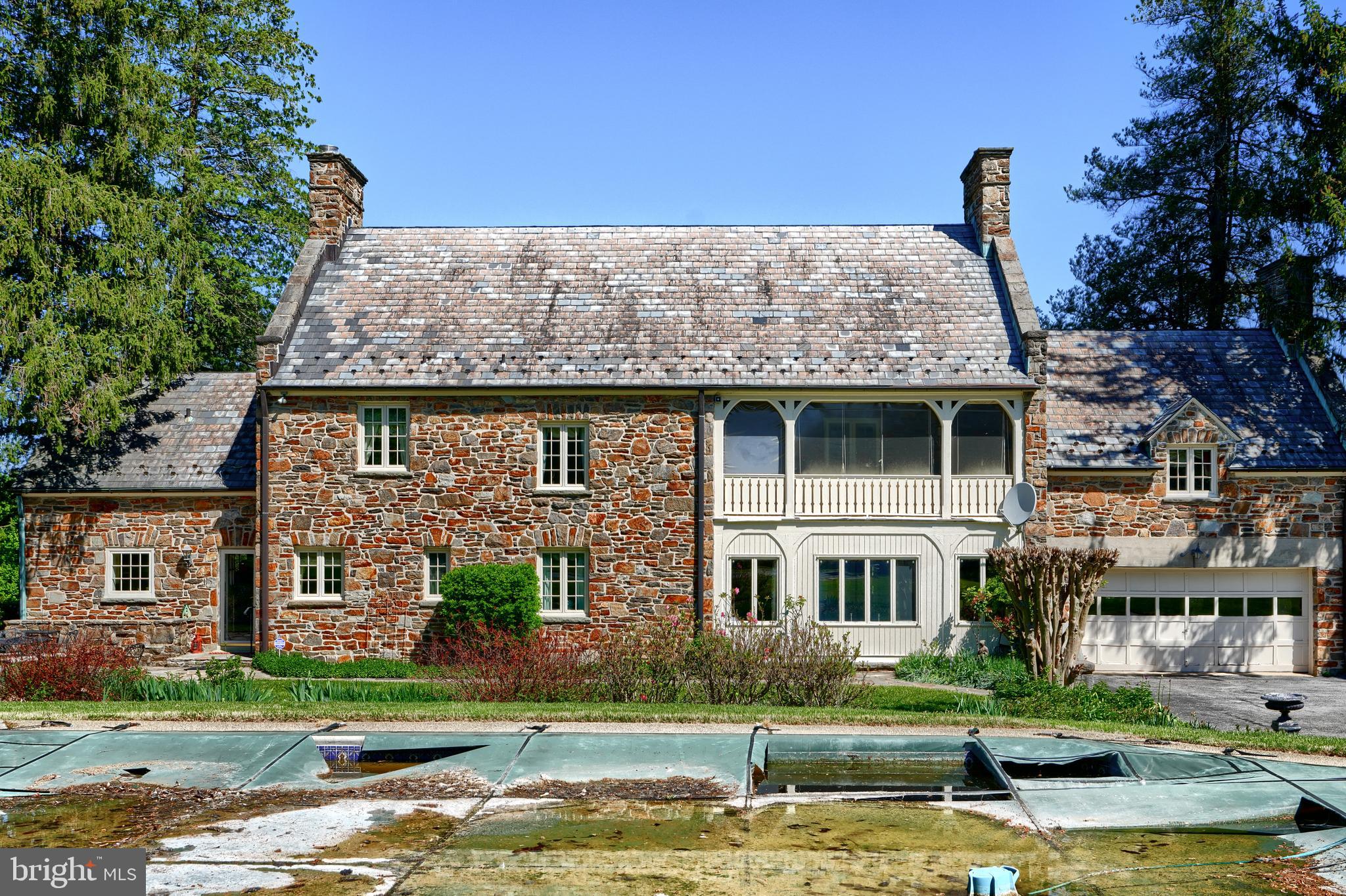 HAMPTON - Residential