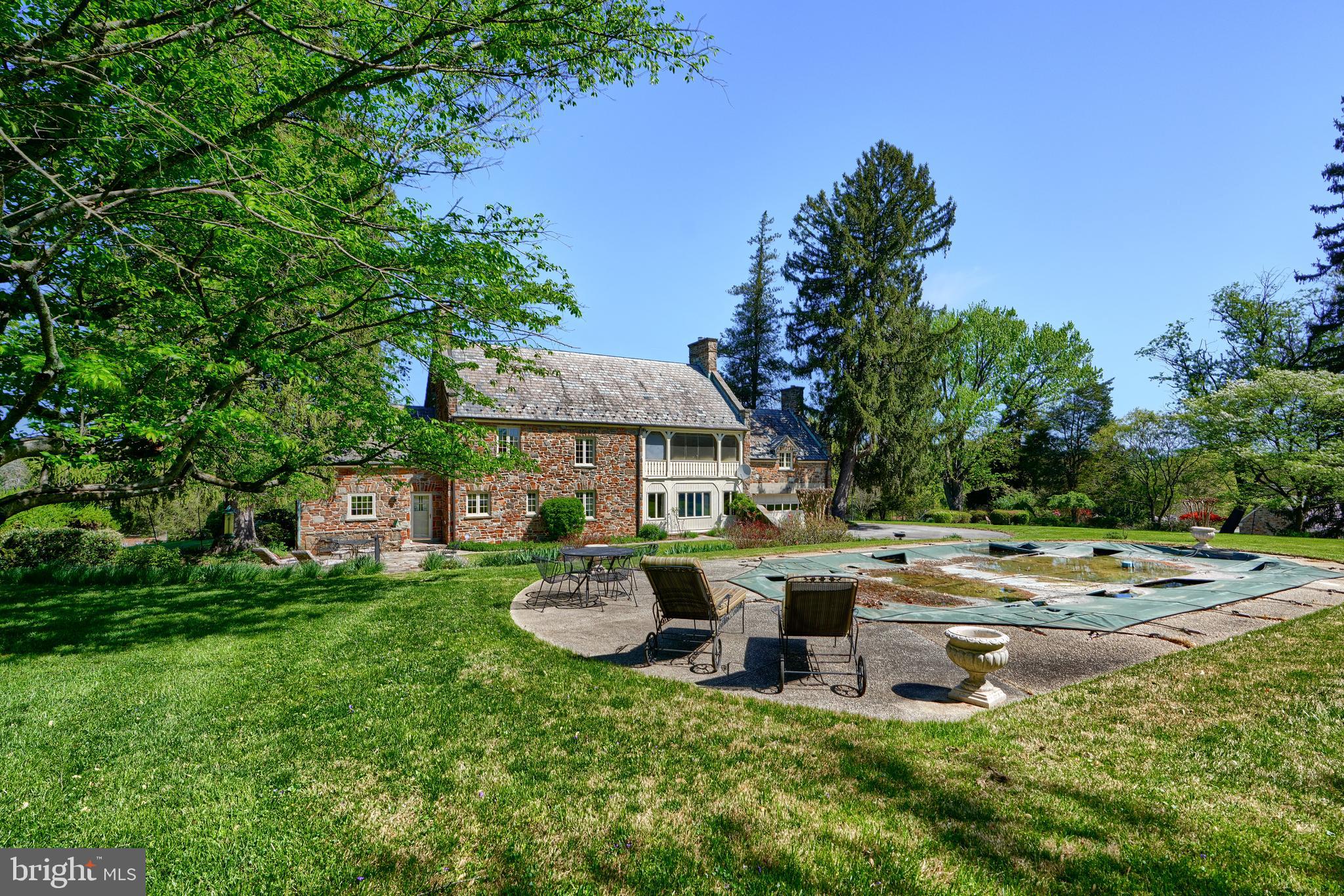 HAMPTON - Residential