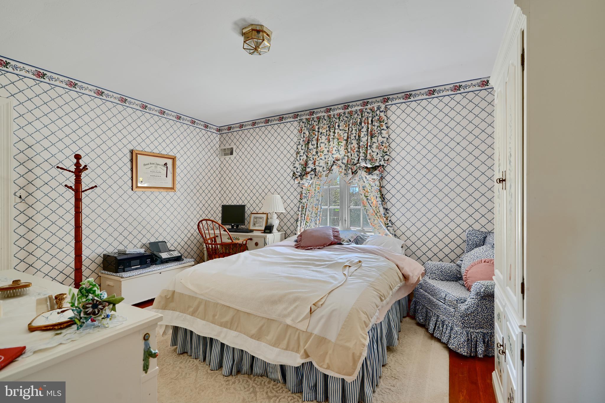 HAMPTON - Residential