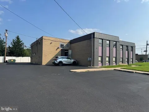 MLS: NJCD2109832