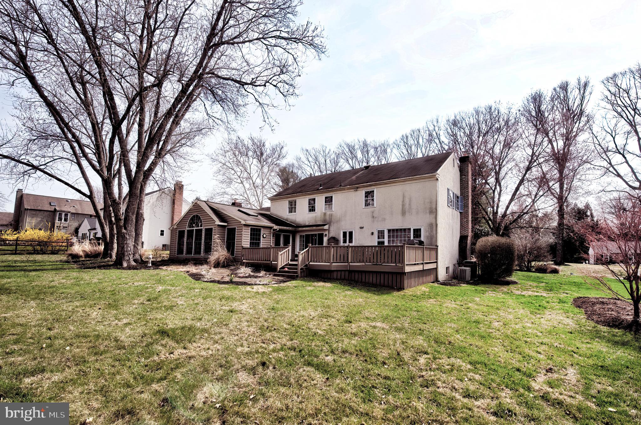 GLENHARDIE - Residential