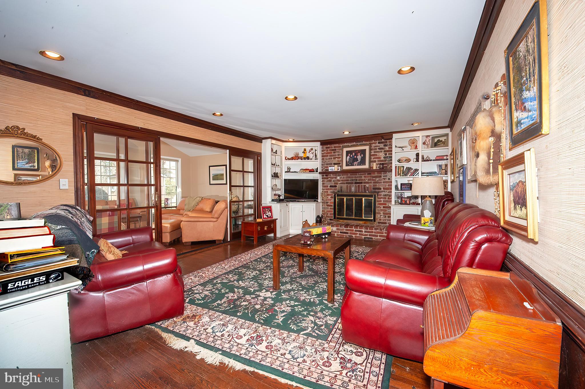 GLENHARDIE - Residential