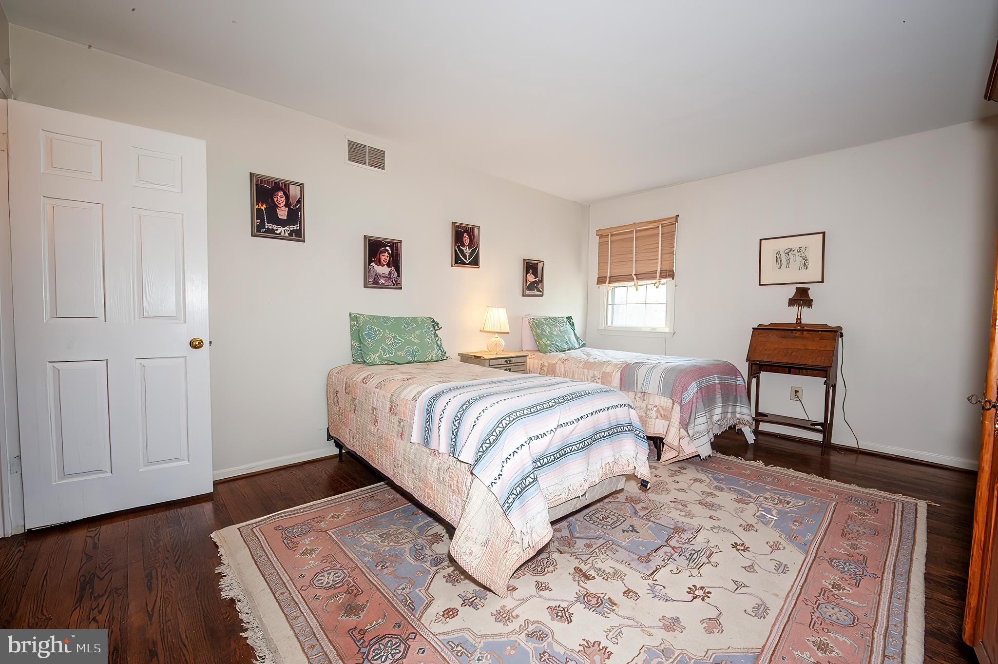 GLENHARDIE - Residential