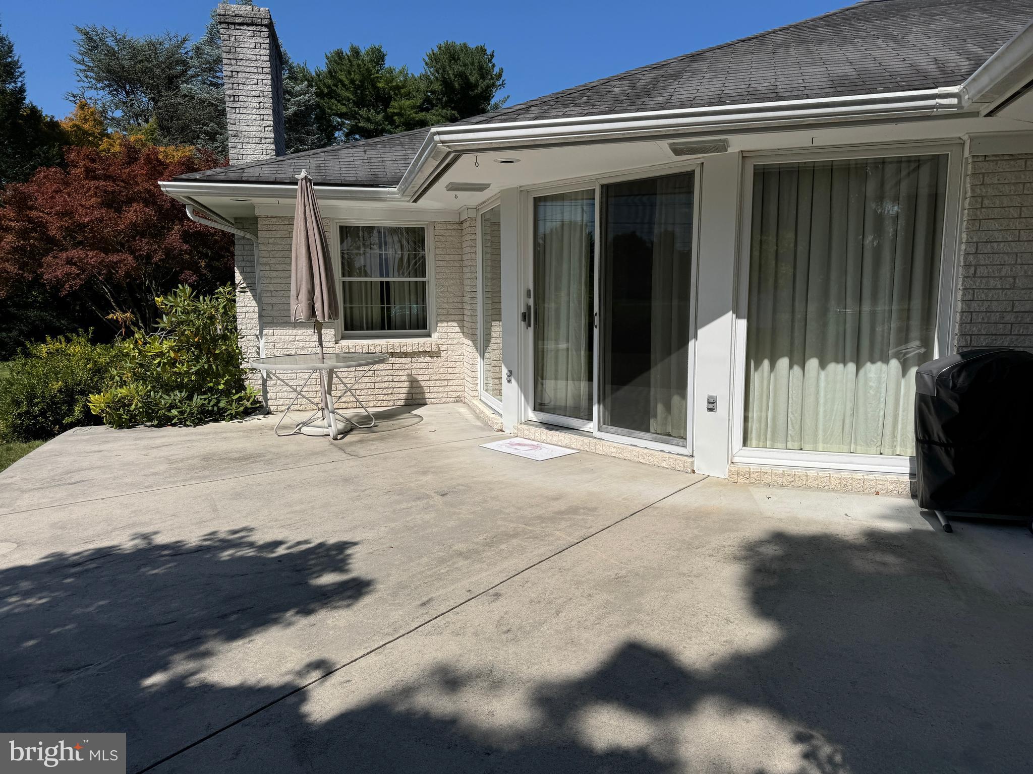 VAN LEAR - Residential