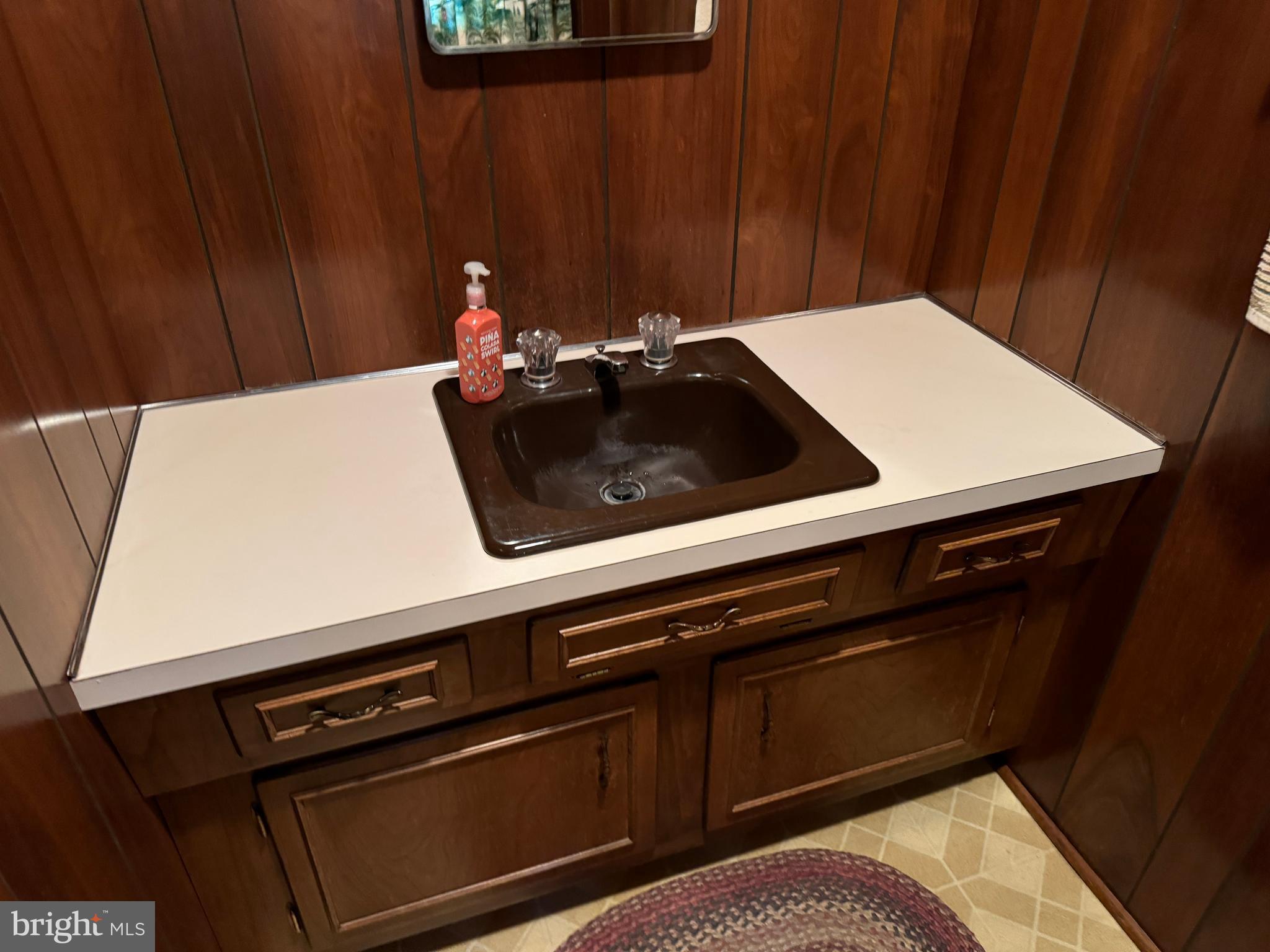 VAN LEAR - Residential