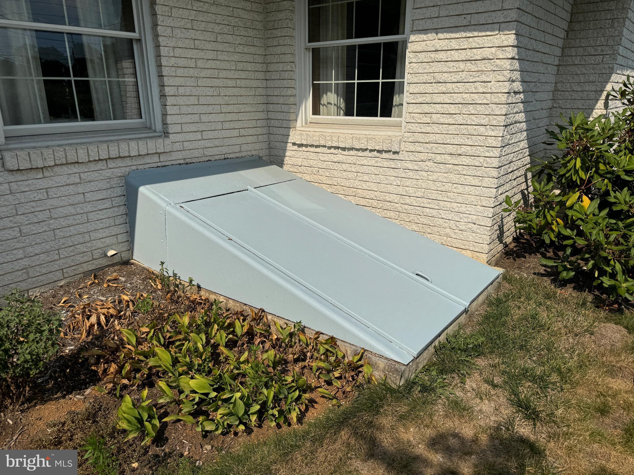 VAN LEAR - Residential