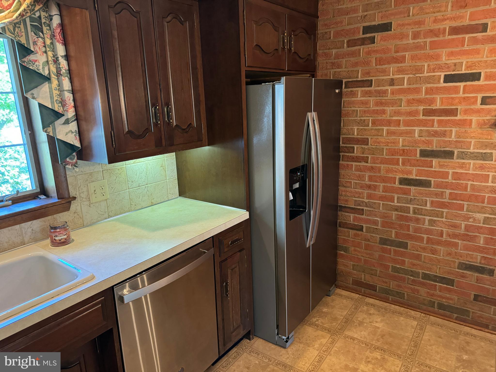 VAN LEAR - Residential