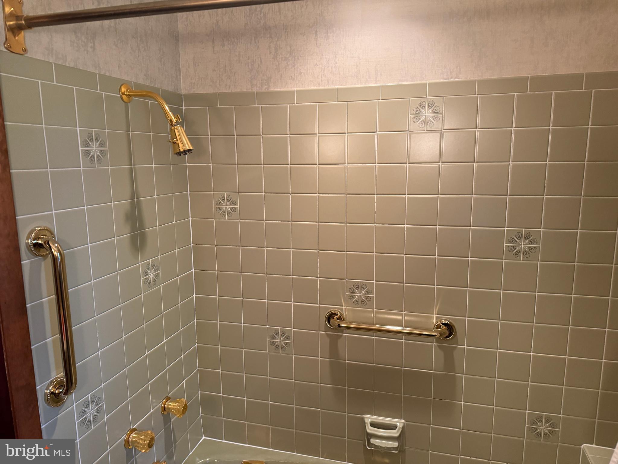 VAN LEAR - Residential