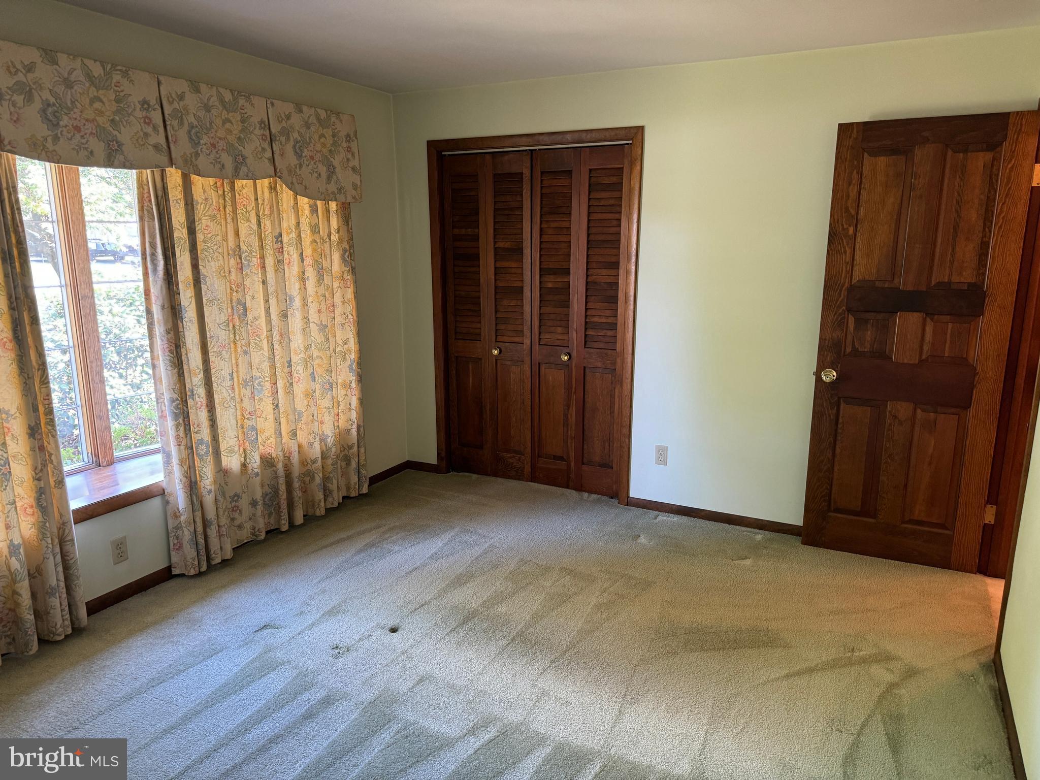 VAN LEAR - Residential