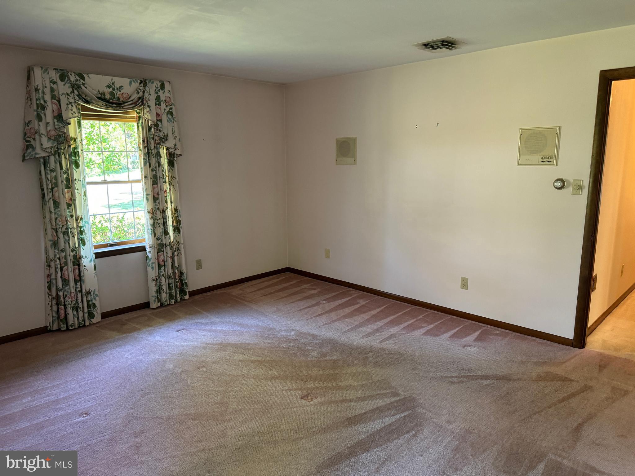 VAN LEAR - Residential