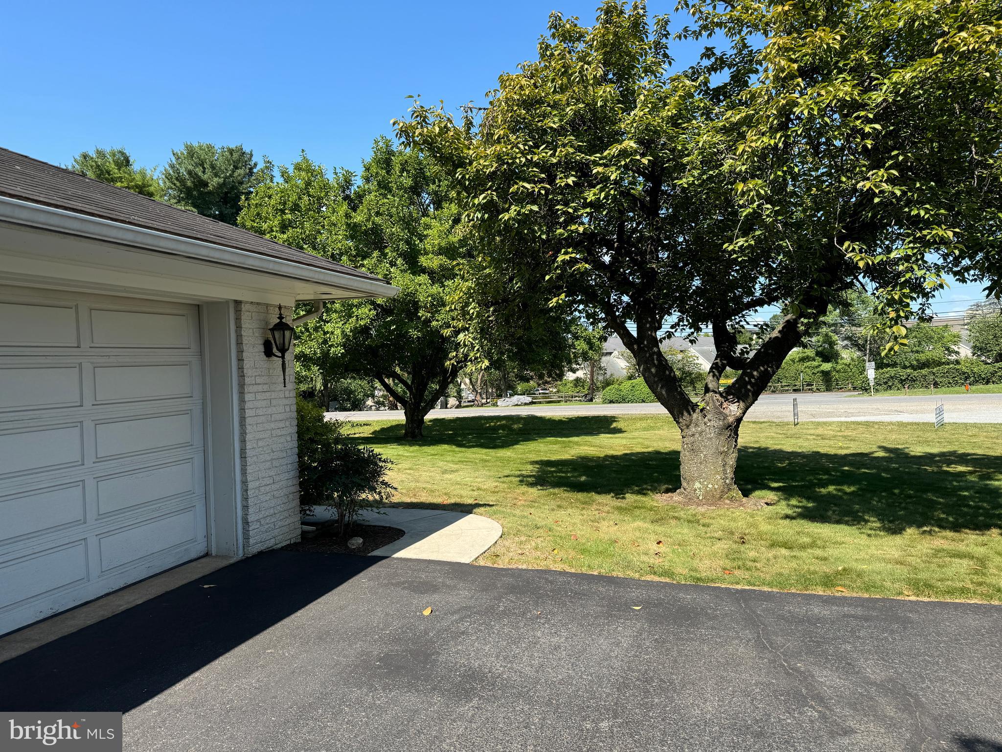 VAN LEAR - Residential