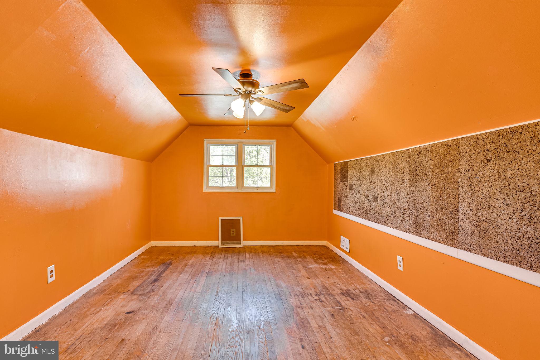 RIVERDALE WOODS - Residential