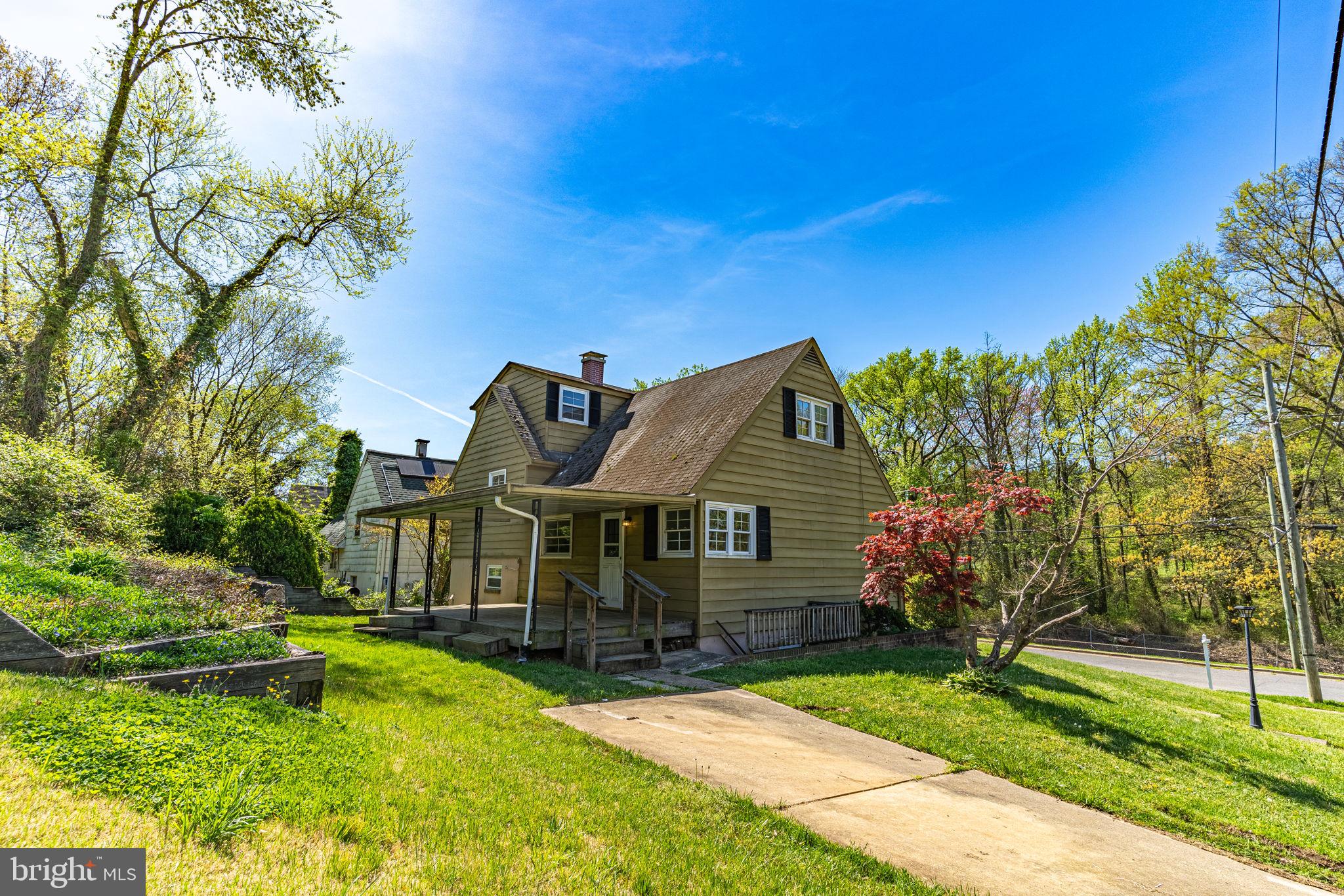 RIVERDALE WOODS - Residential