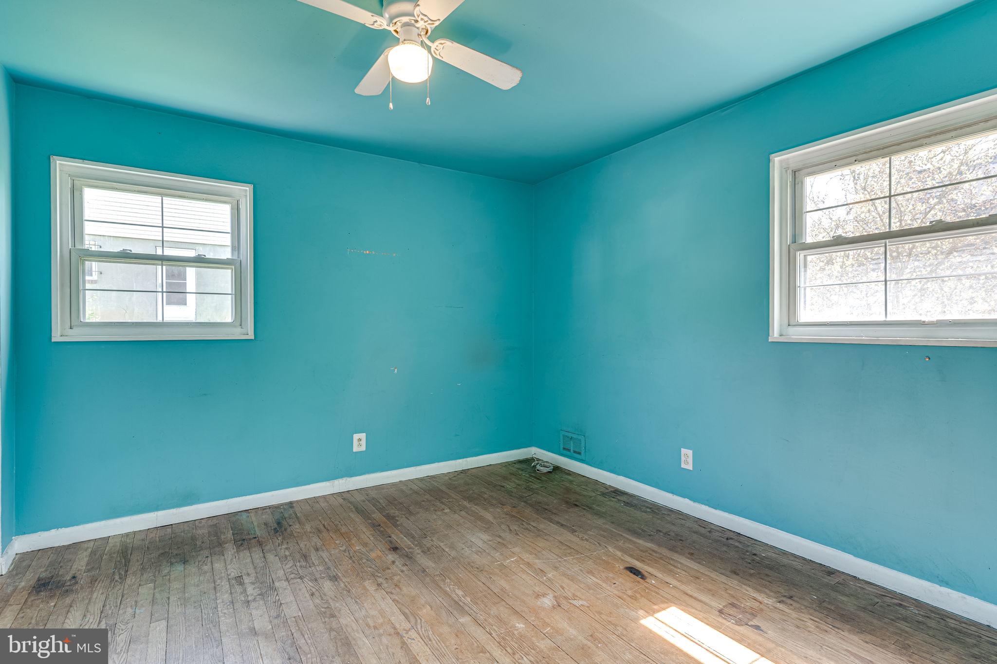 RIVERDALE WOODS - Residential