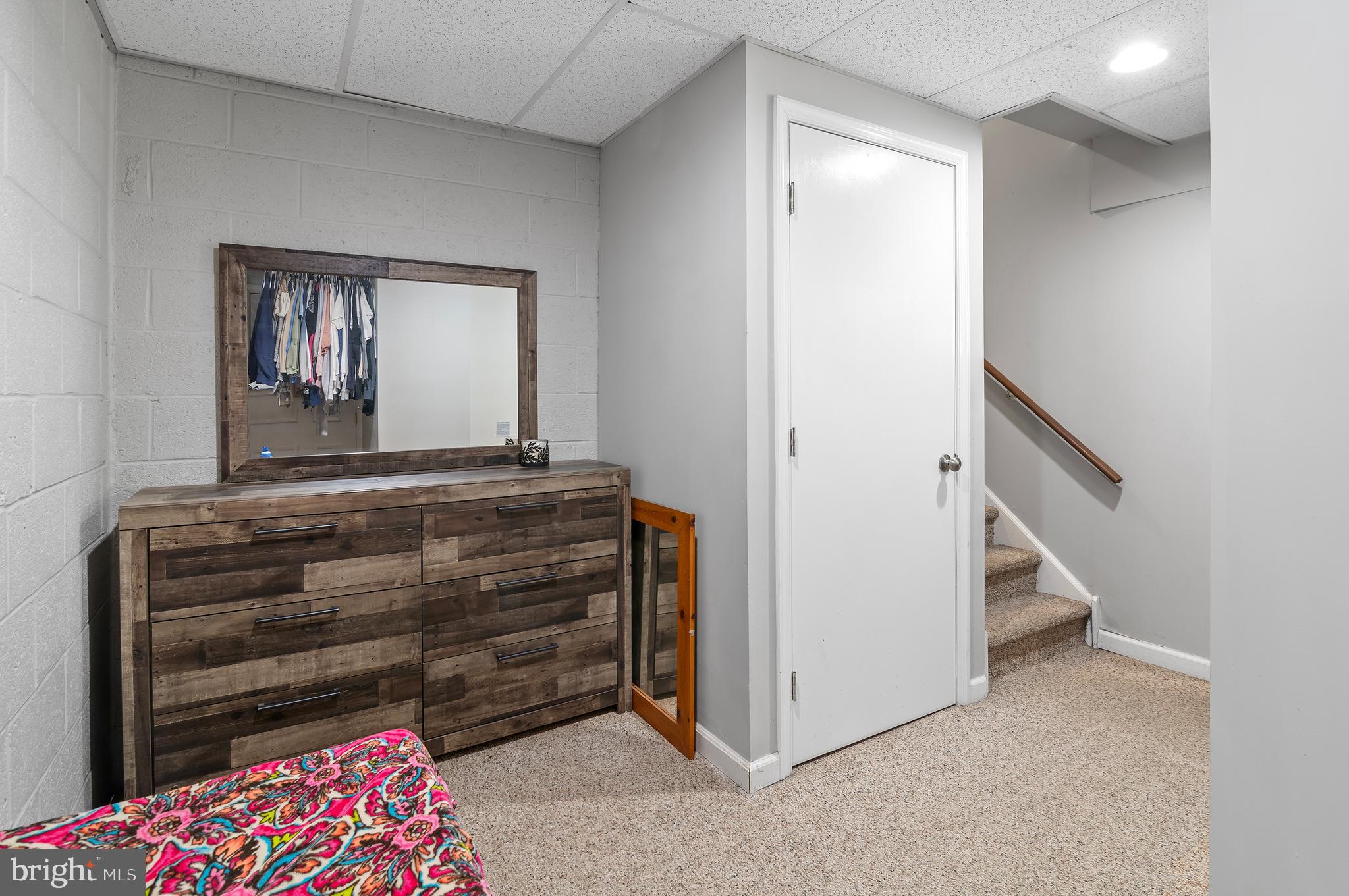 TYLER WALK - Residential