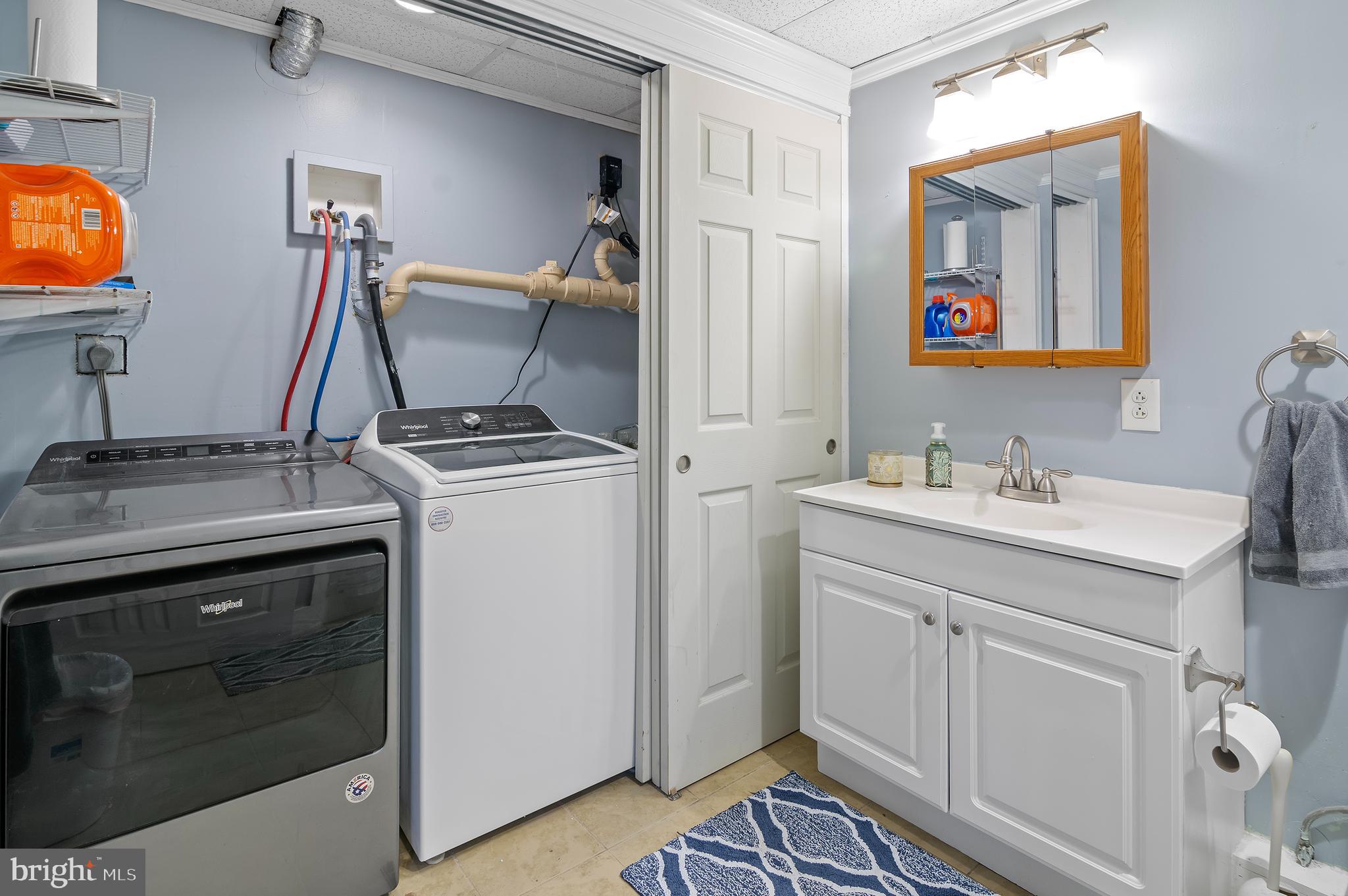 TYLER WALK - Residential