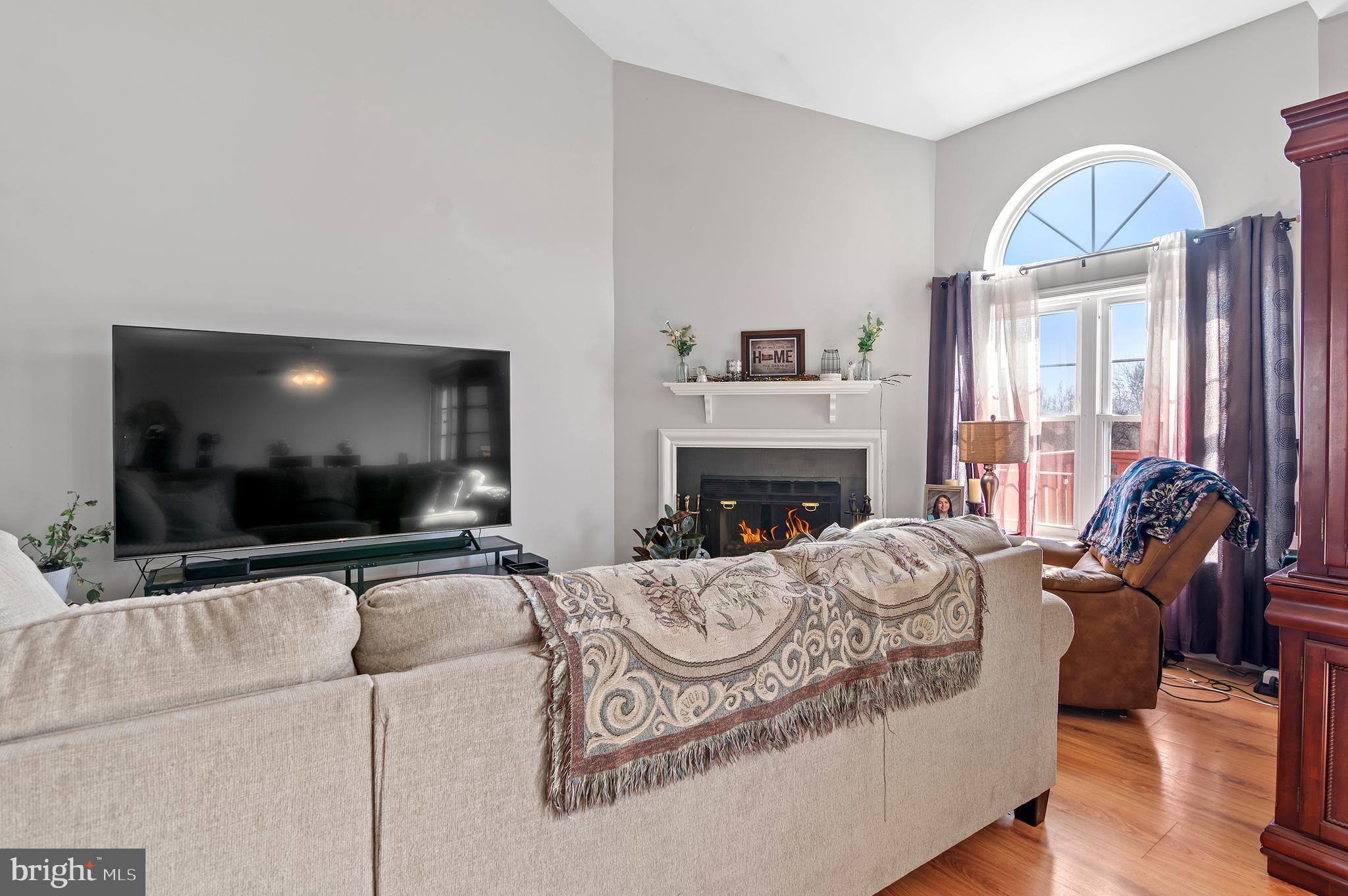 TYLER WALK - Residential