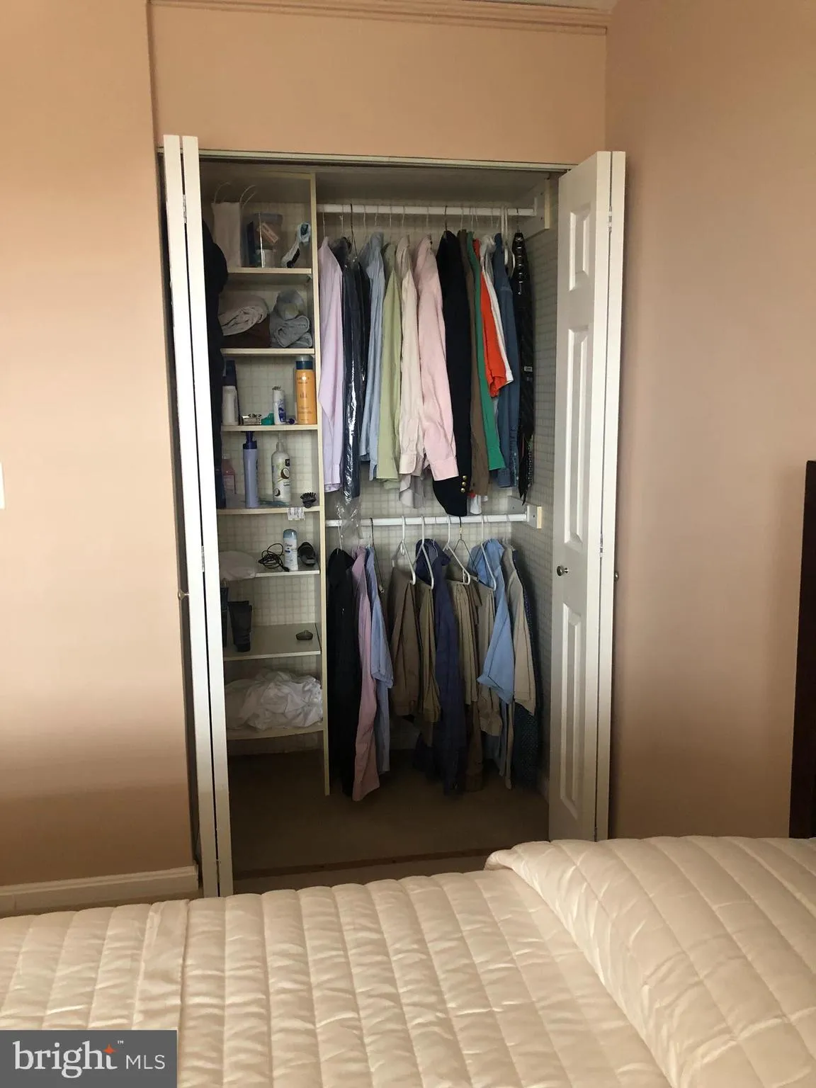 Narberth, Pennsylvania 19072, United States, 1 Bedroom Bedrooms, ,1 BathroomBathrooms,Residential,Contingent,210250