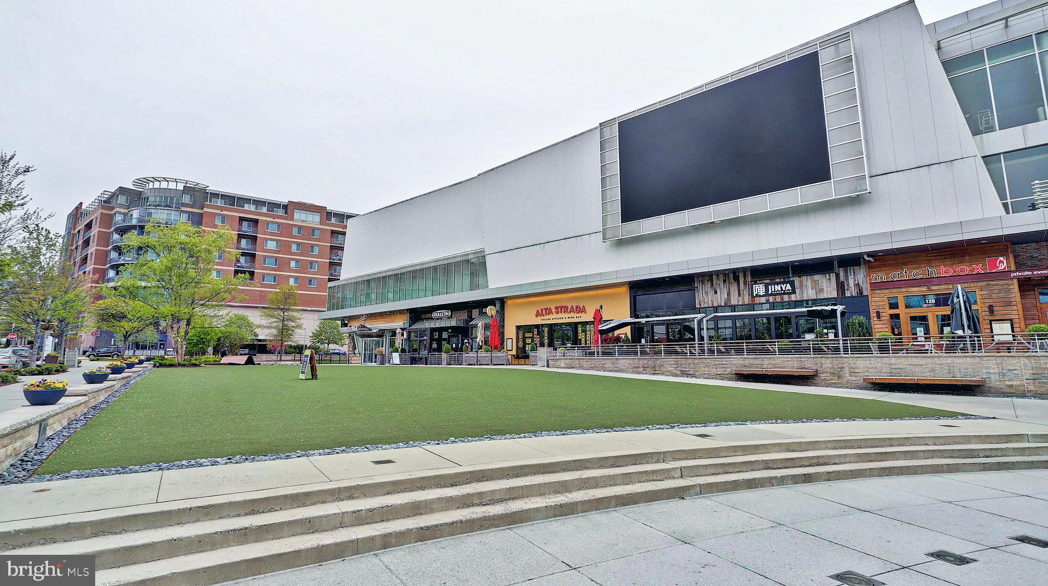 PROVIDENCE PARK - Residential