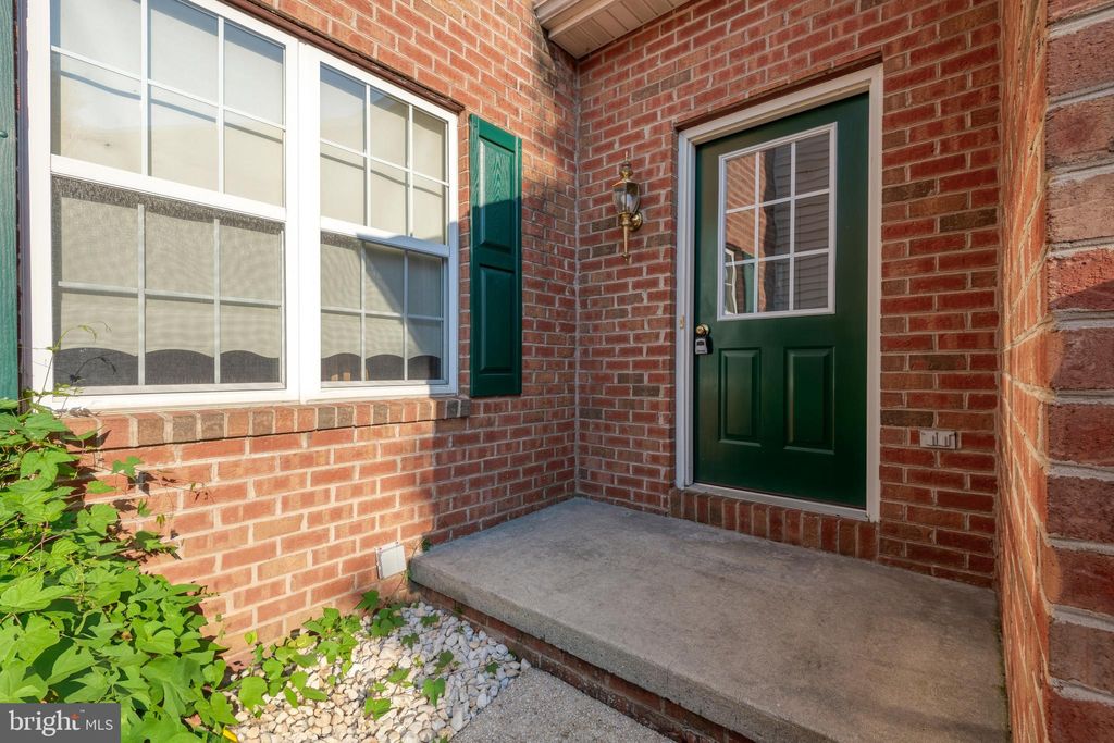 Photo of 108 Sutherland Road, Lancaster, PA 17603 (MLS # PALA2052552)