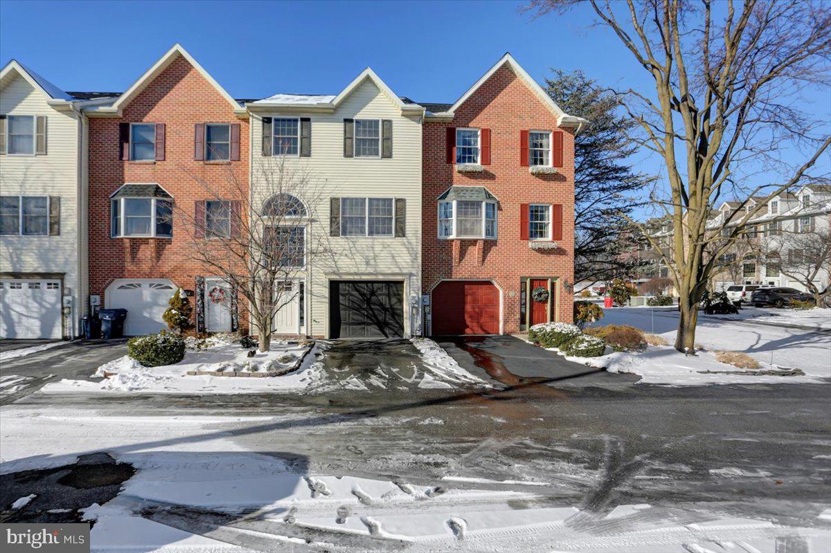 MAJESTIC RIDGE - Residential