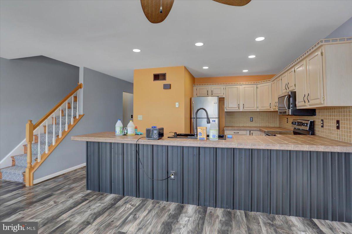MAJESTIC RIDGE - Residential
