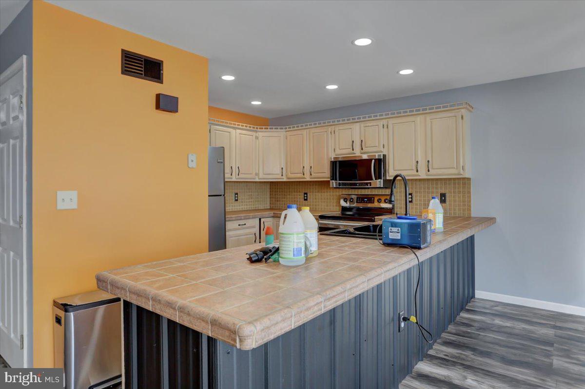 MAJESTIC RIDGE - Residential