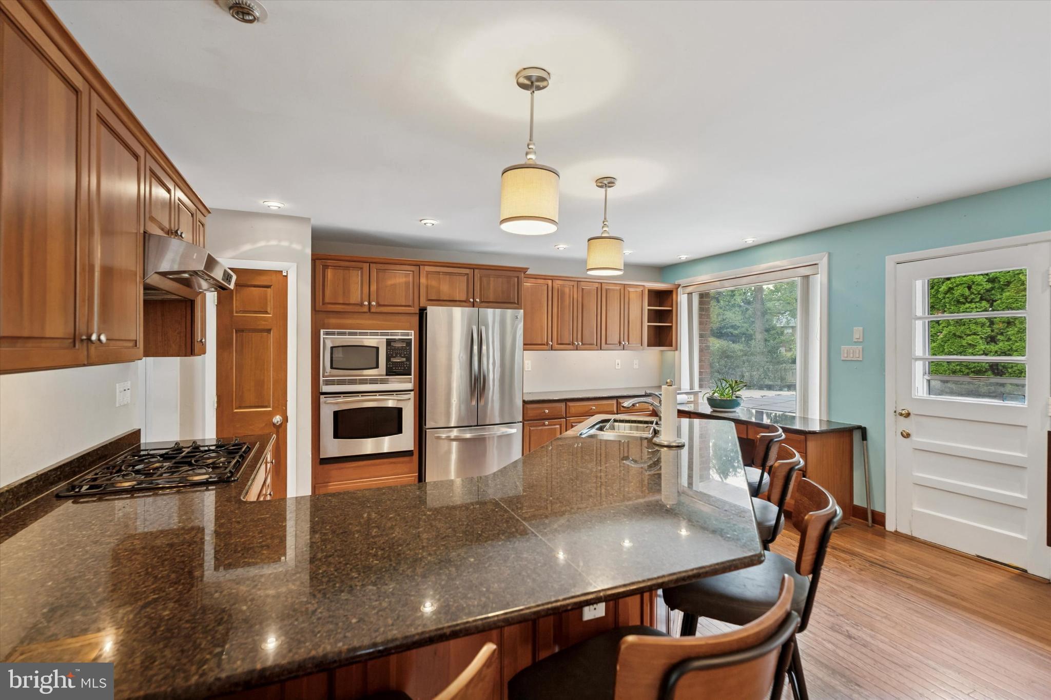 JENKINTOWN MANOR - Residential