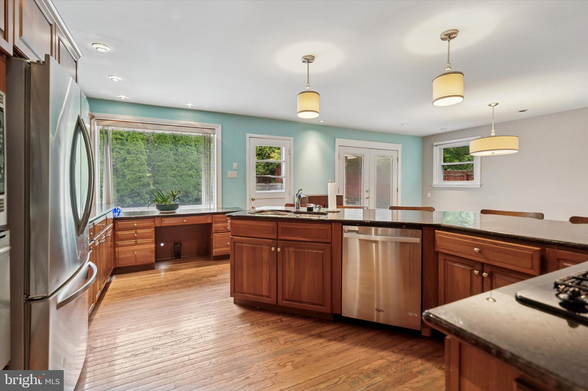 JENKINTOWN MANOR - Residential