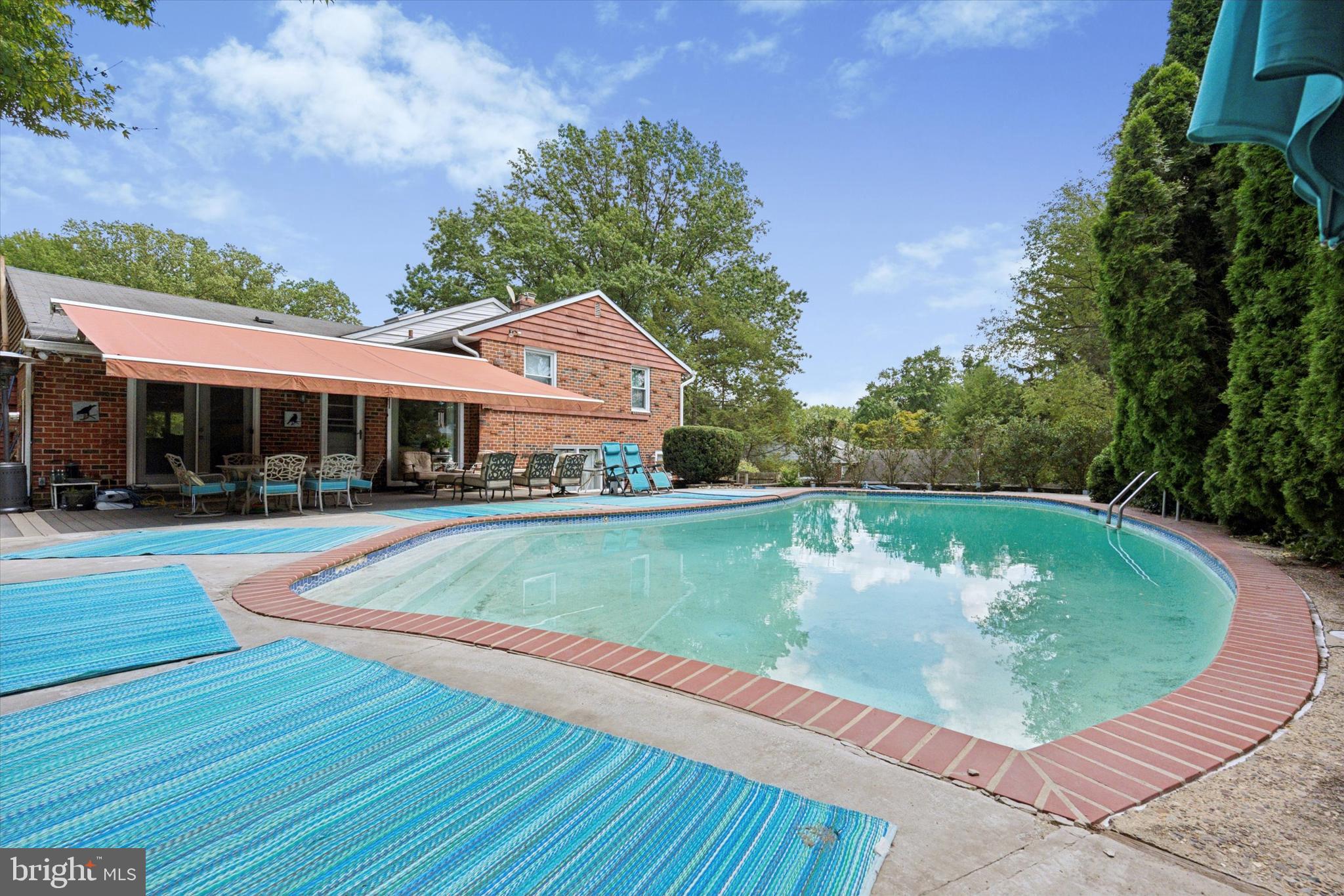 JENKINTOWN MANOR - Residential