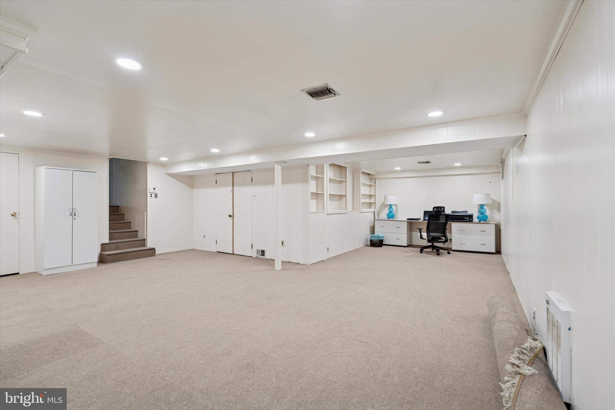 JENKINTOWN MANOR - Residential