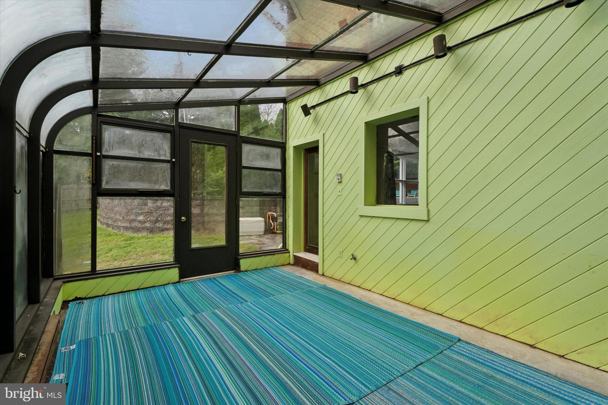 JENKINTOWN MANOR - Residential