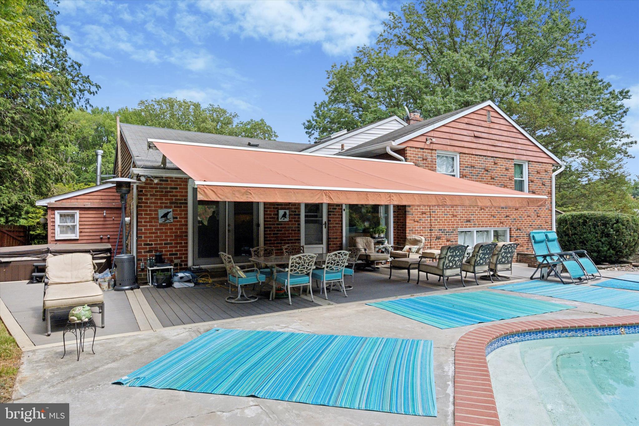 JENKINTOWN MANOR - Residential