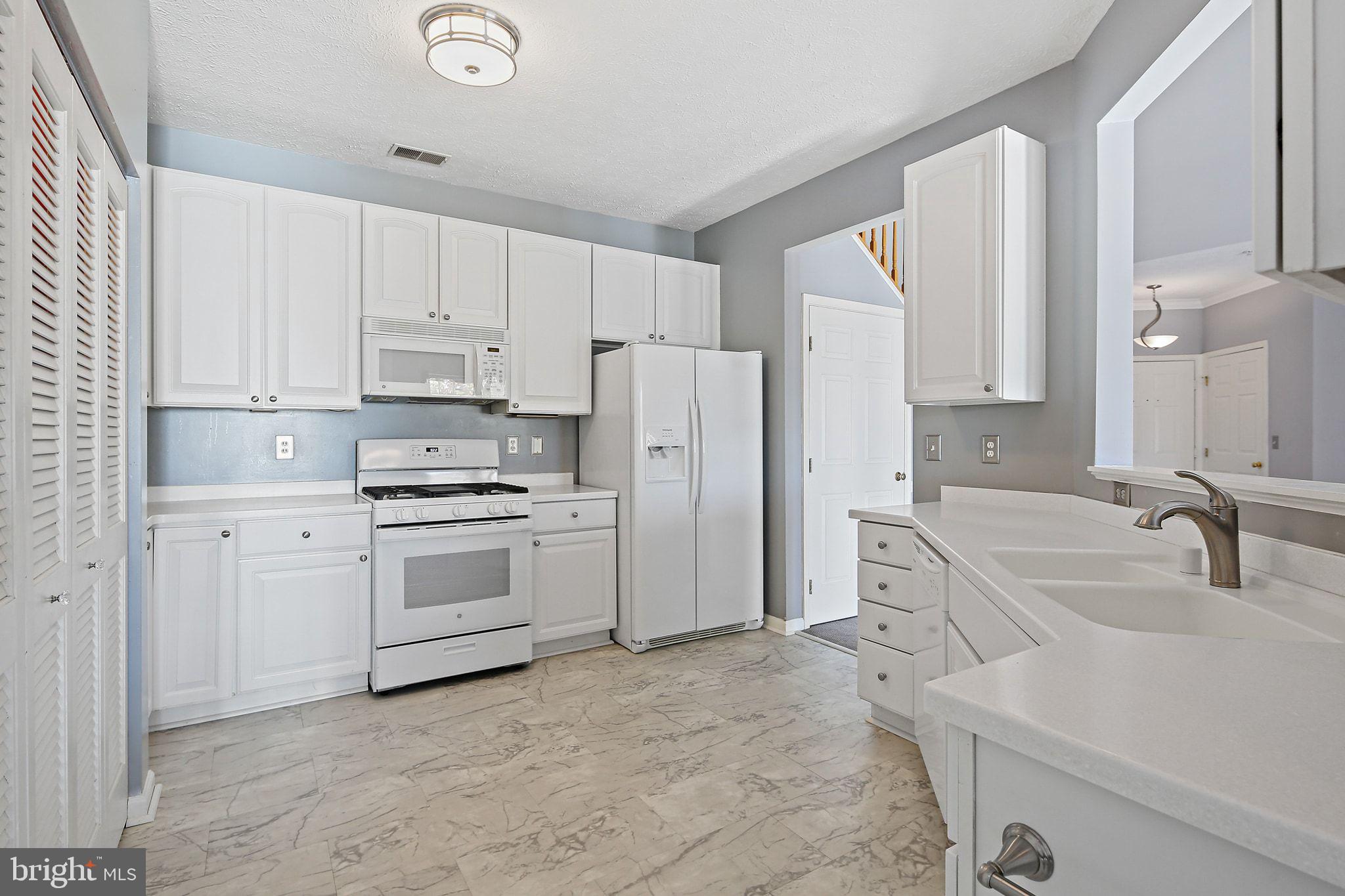 DEVONSHIRE AT WHITEMARSH - Residential