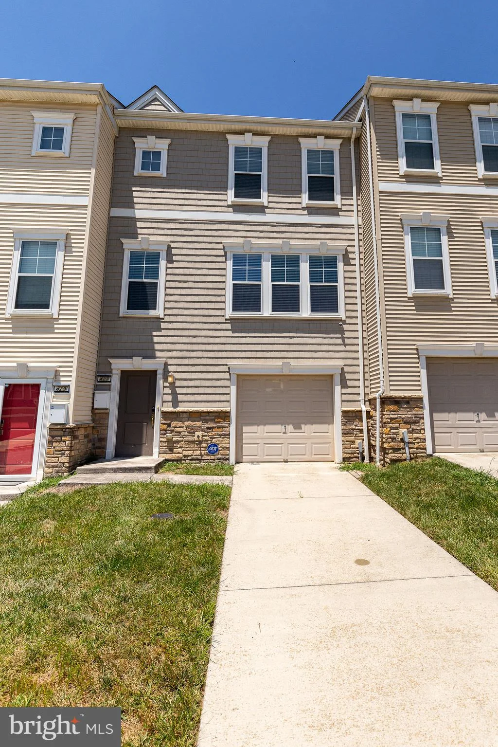 427 Woodcrest Drive SE