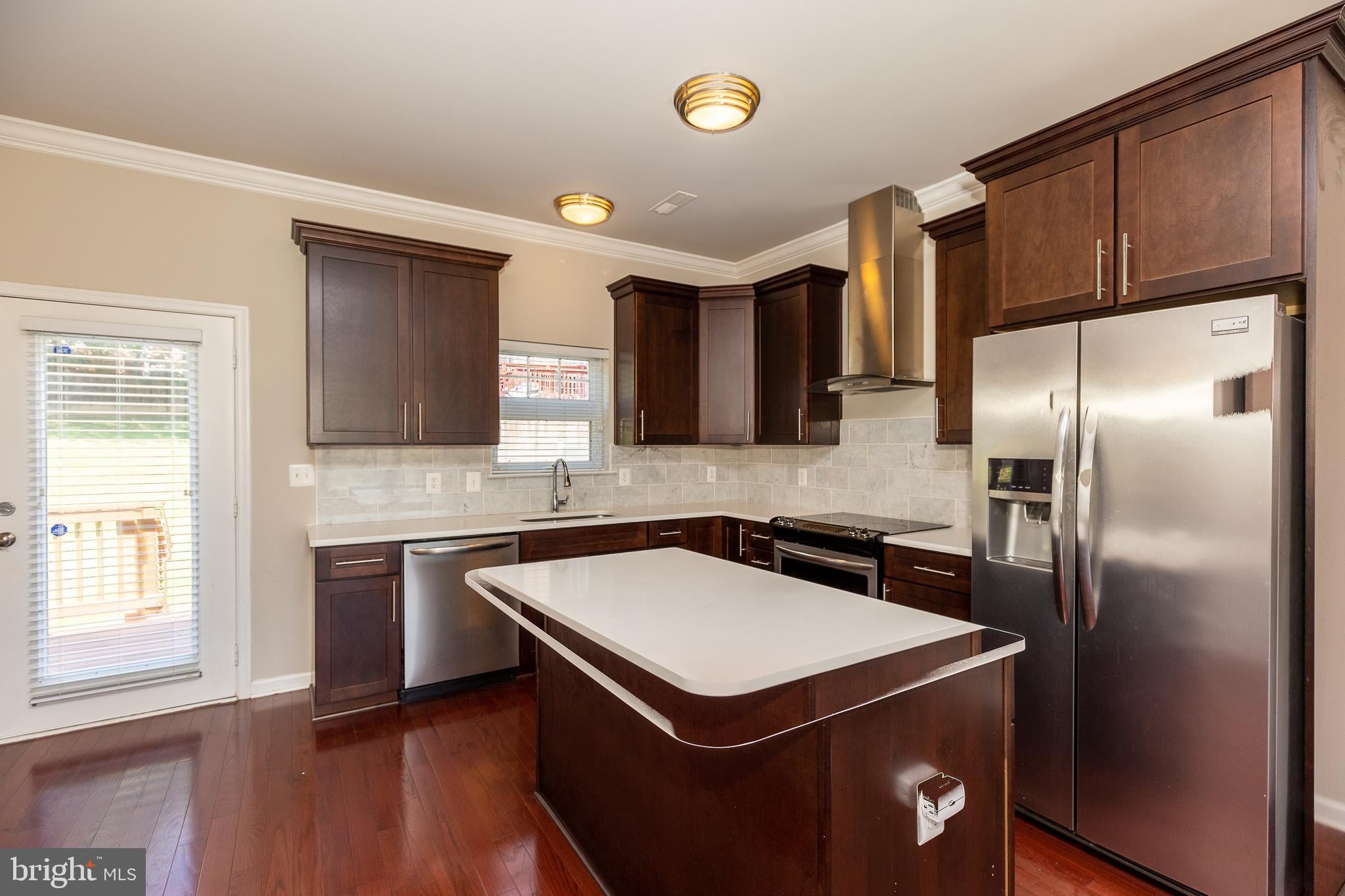 427 WOODCREST DRIVE SE