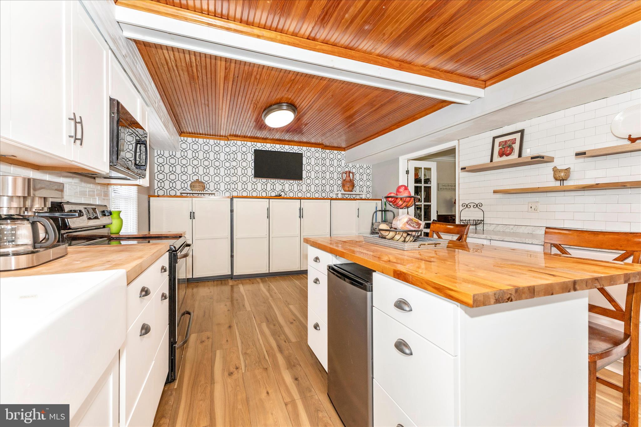 CHRISTY ACRES - Residential