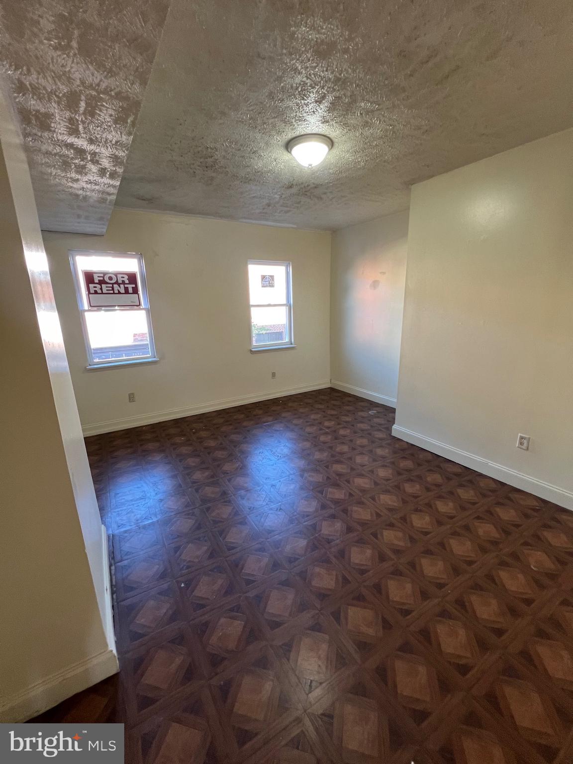 FEDERAL HILL HISTORIC DISTRICT - Residential Lease