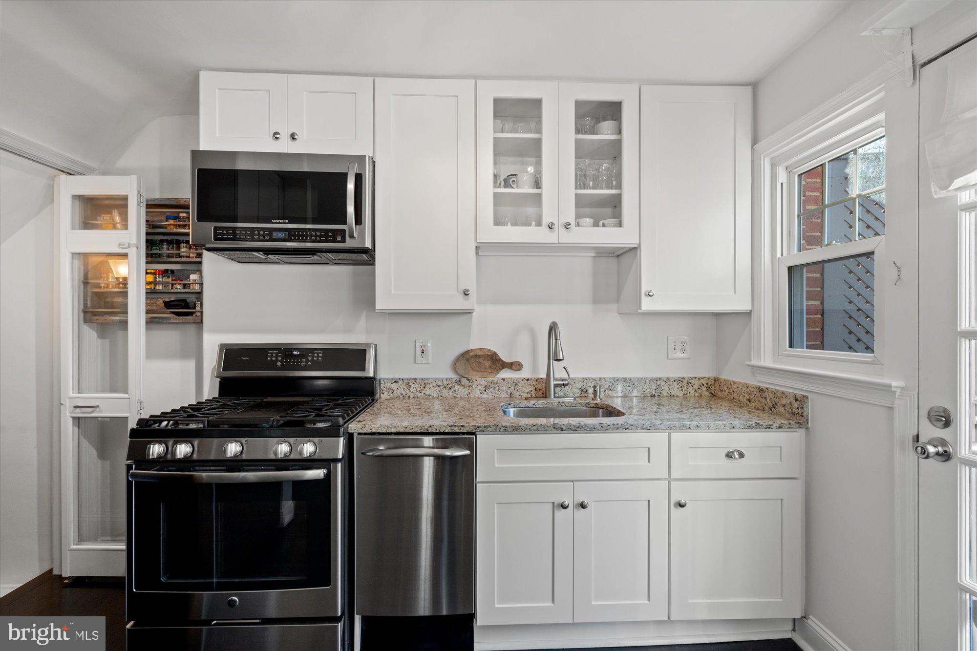 DEL RAY - Residential