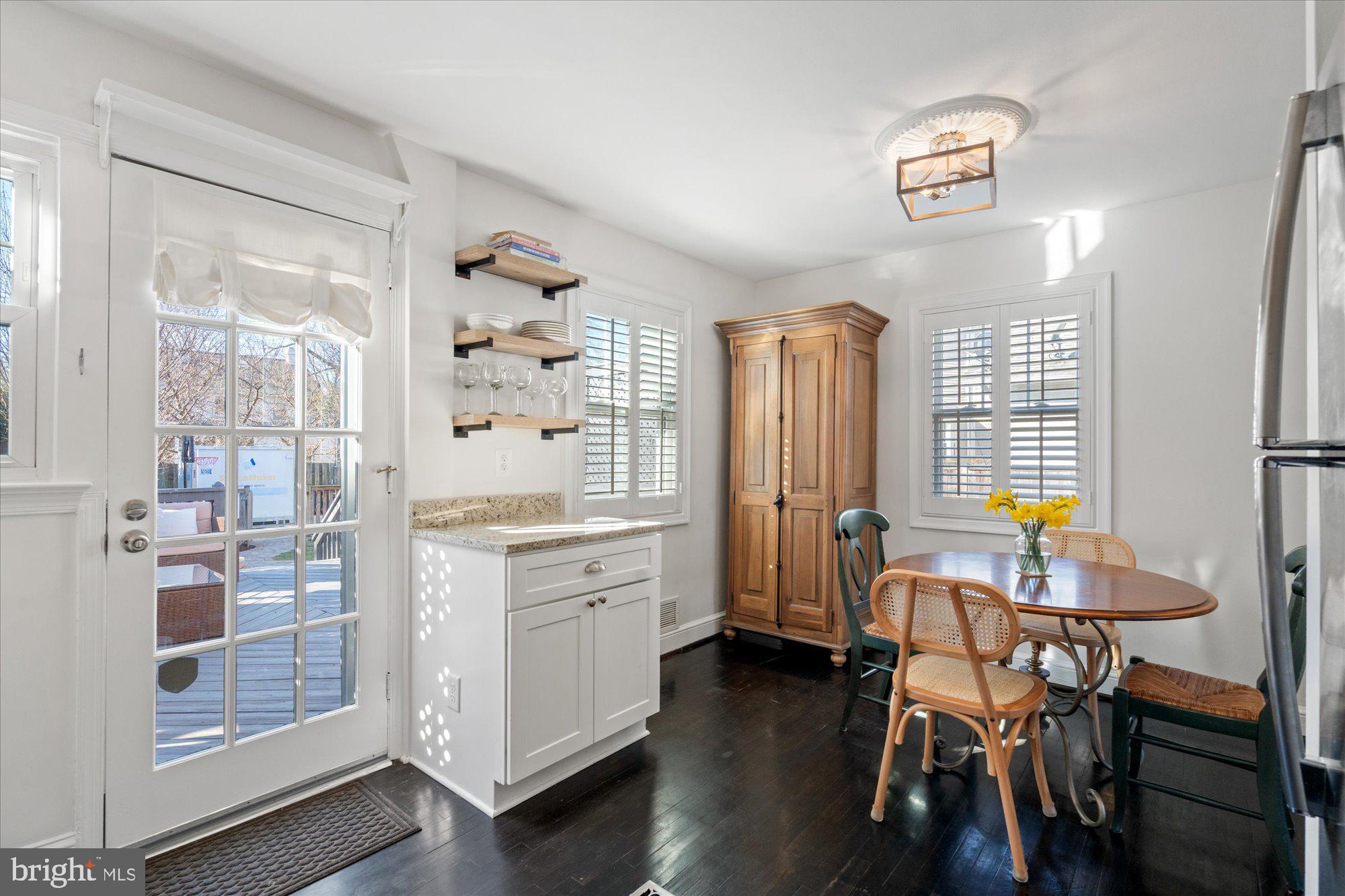 DEL RAY - Residential