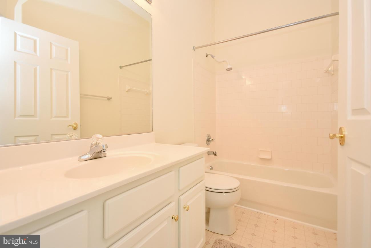 TIDEWATER COLONY - Residential Lease