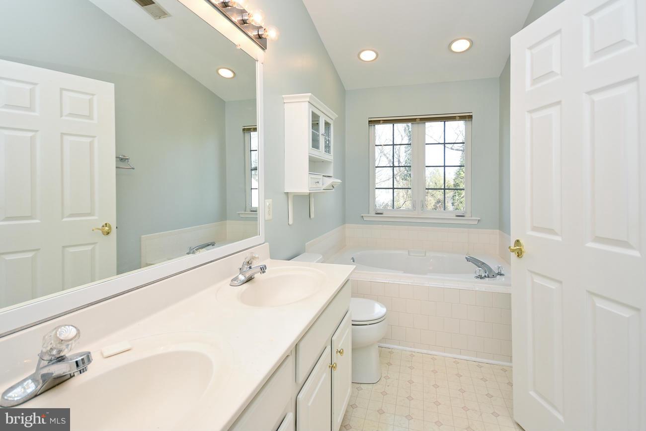 TIDEWATER COLONY - Residential Lease