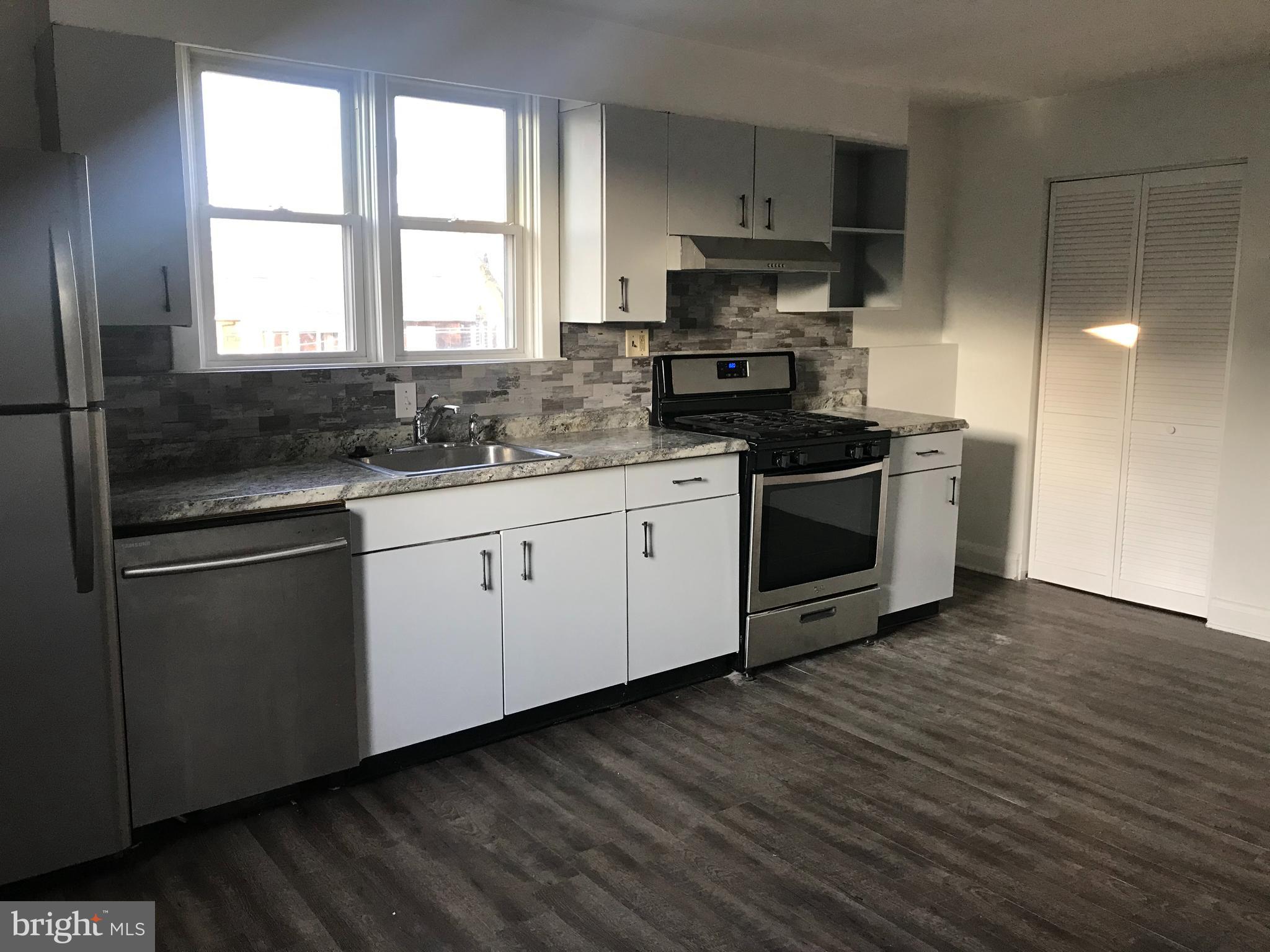RIDGEWOOD - Residential Lease