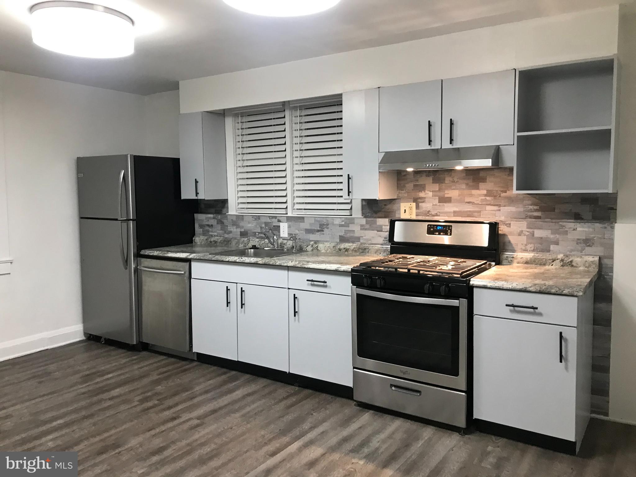 RIDGEWOOD - Residential Lease