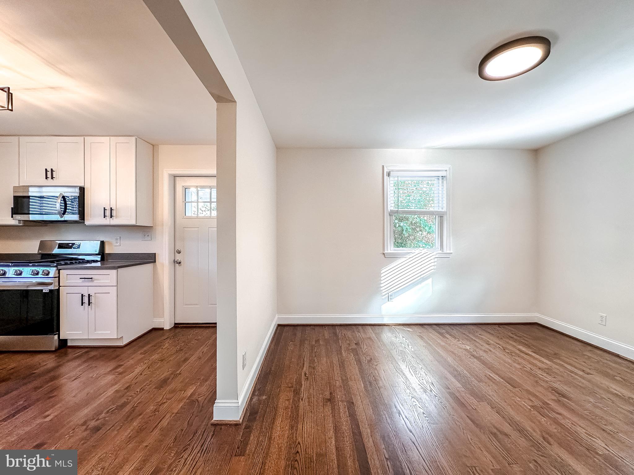 HAMILTON HILLS - Residential