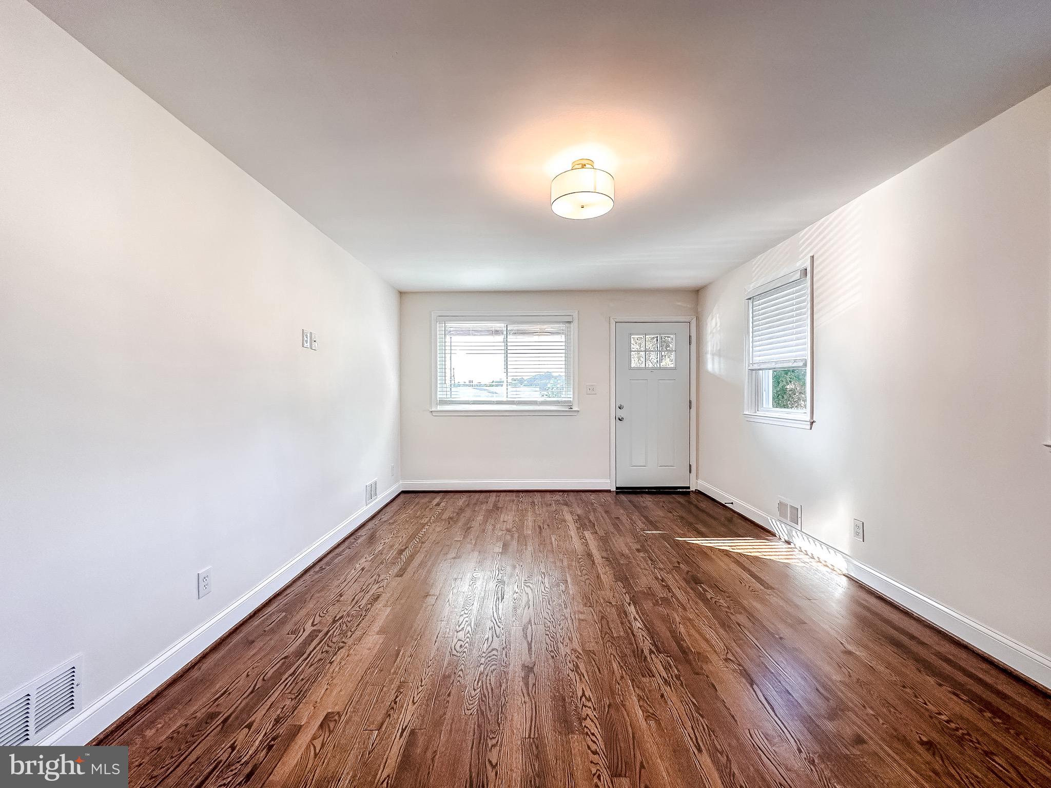 HAMILTON HILLS - Residential