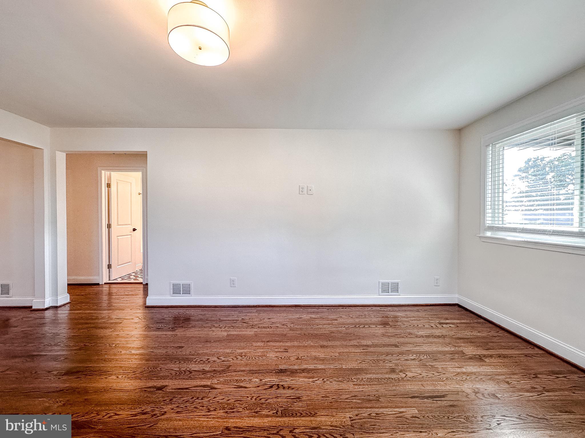 HAMILTON HILLS - Residential