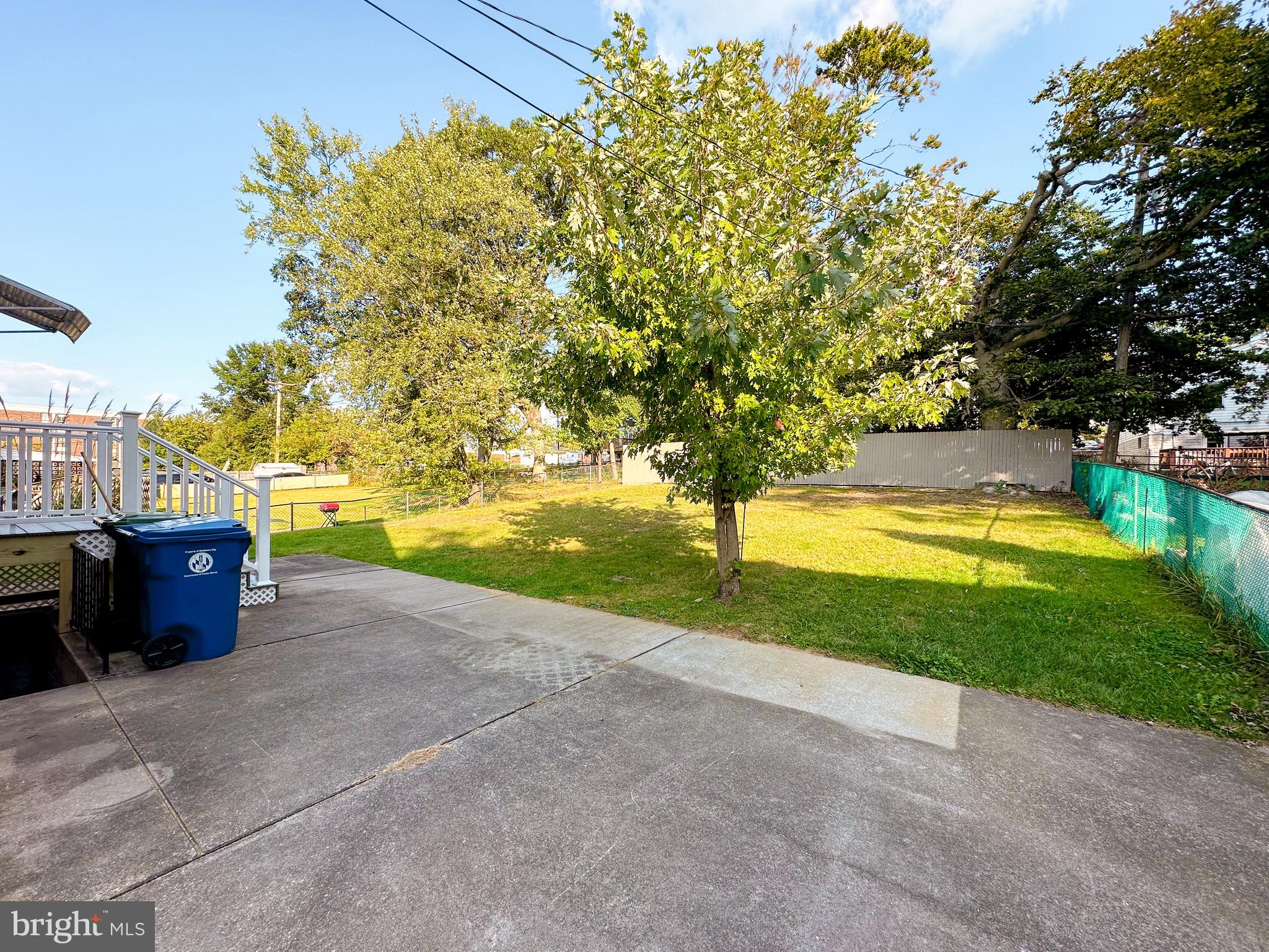 HAMILTON HILLS - Residential